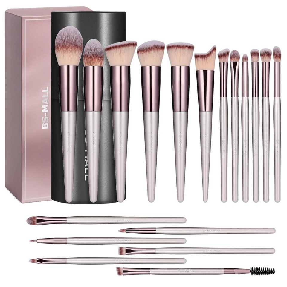 18 Pcs Makeup Brush Set – Premium Synthetic Brushes for Face & Eyes with Black Case