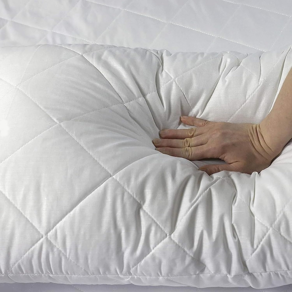 Hotel Quality Pillows 2 Pack with Quilted Cover – Soft Hollow Fibre Bed Pillows for All Sleepers