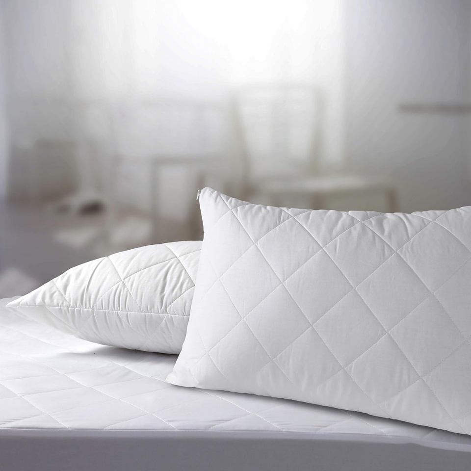 Hotel Quality Pillows 2 Pack with Quilted Cover – Soft Hollow Fibre Bed Pillows for All Sleepers