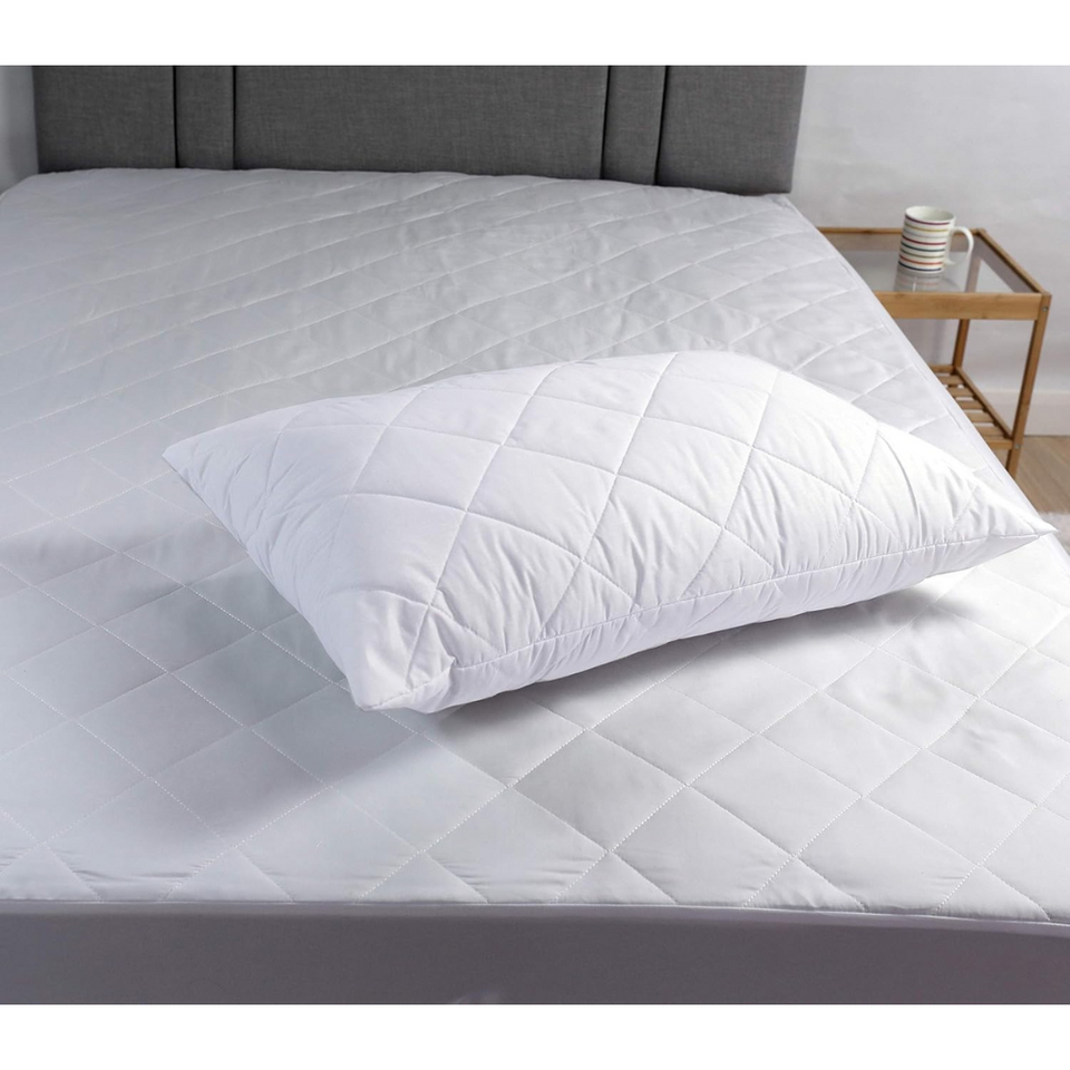 Hotel Quality Pillows 2 Pack with Quilted Cover – Soft Hollow Fibre Bed Pillows for All Sleepers